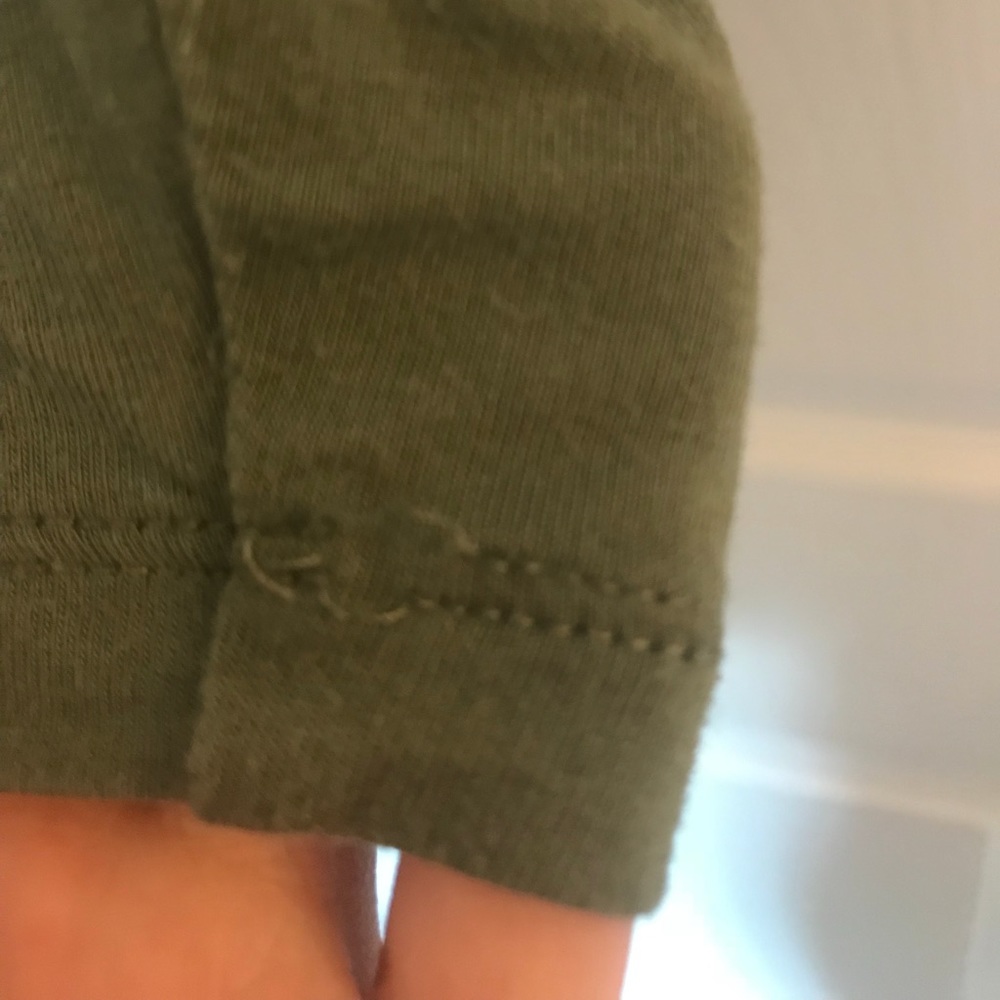 Express Green Top - Picture 3 of 4
